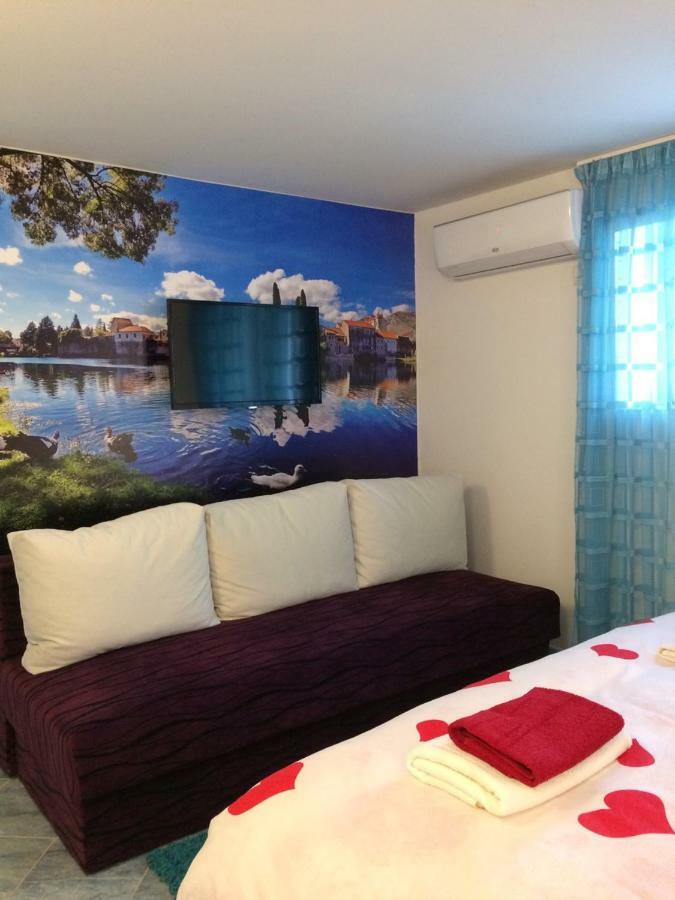 Apartment Voortex Τρέμπινιε Εξωτερικό φωτογραφία