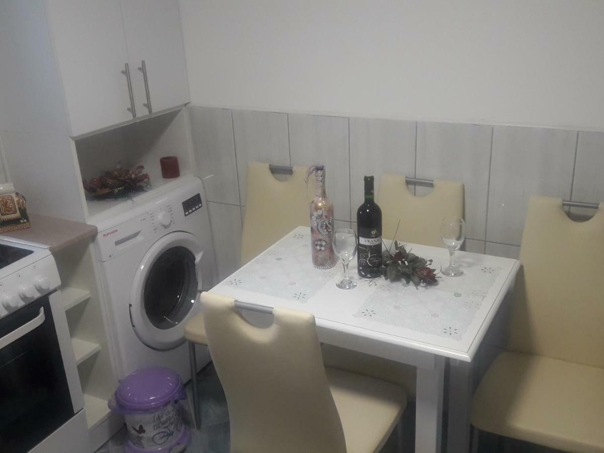 Apartment Voortex Τρέμπινιε Εξωτερικό φωτογραφία