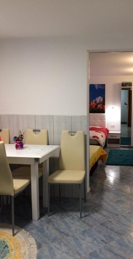 Apartment Voortex Τρέμπινιε Εξωτερικό φωτογραφία